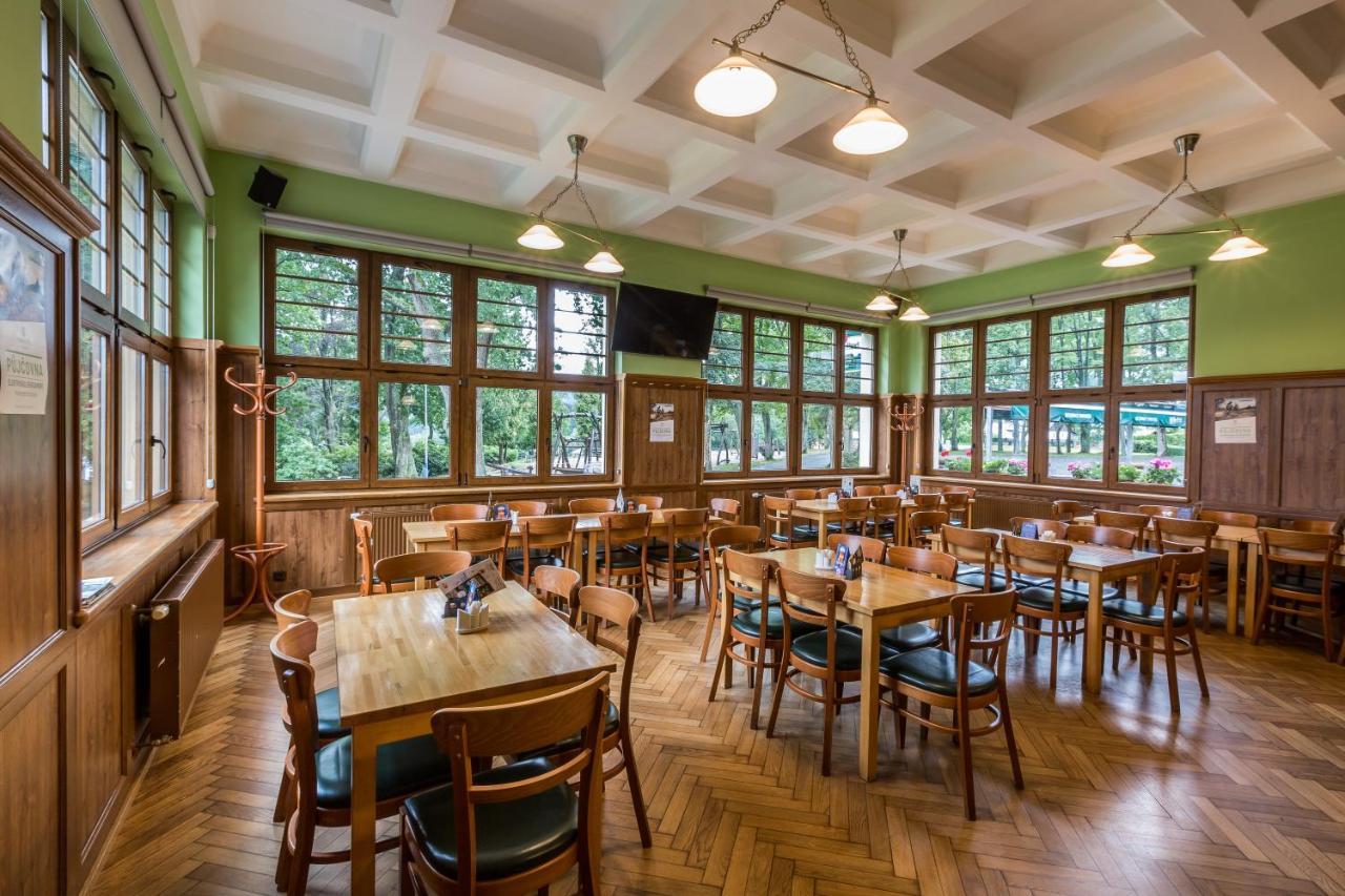 Parkhotel Smrzovka Luaran gambar