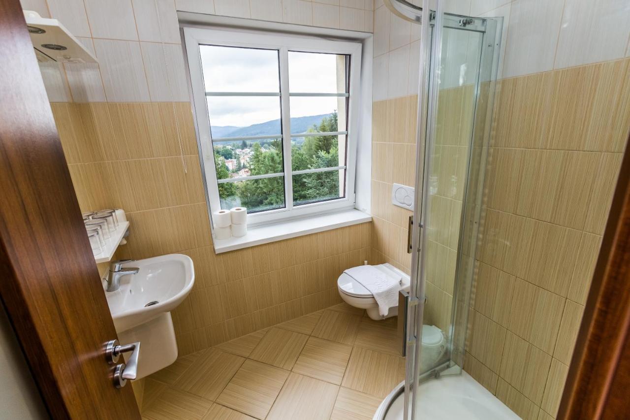 Parkhotel Smrzovka Luaran gambar
