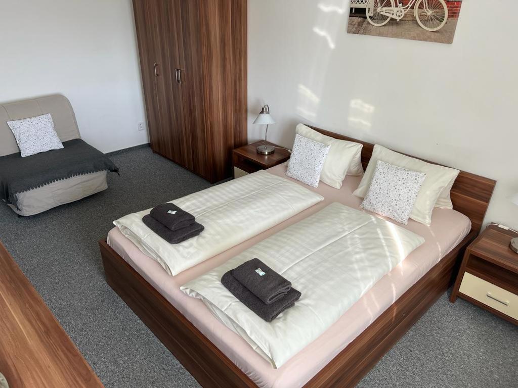 Parkhotel Smrzovka Luaran gambar