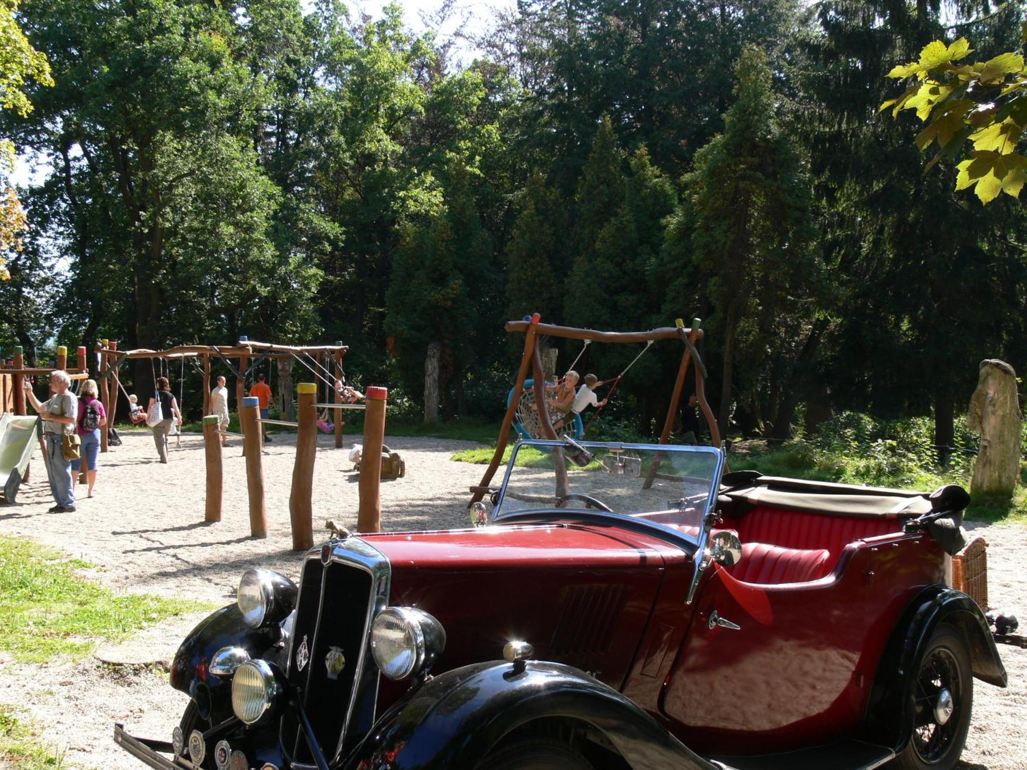 Parkhotel Smrzovka Luaran gambar
