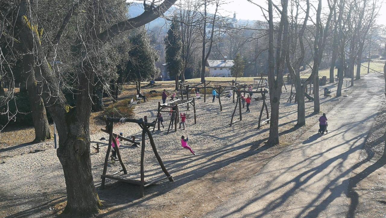 Parkhotel Smrzovka Luaran gambar